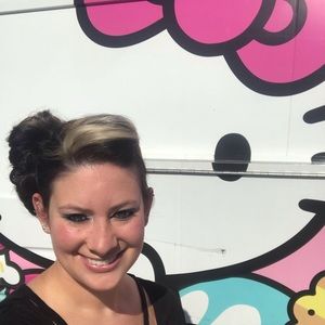 Meet your Posher, Michellr